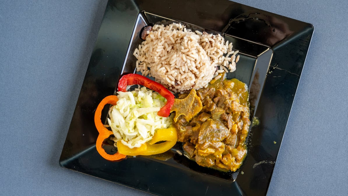 The Jamaican Pot by null