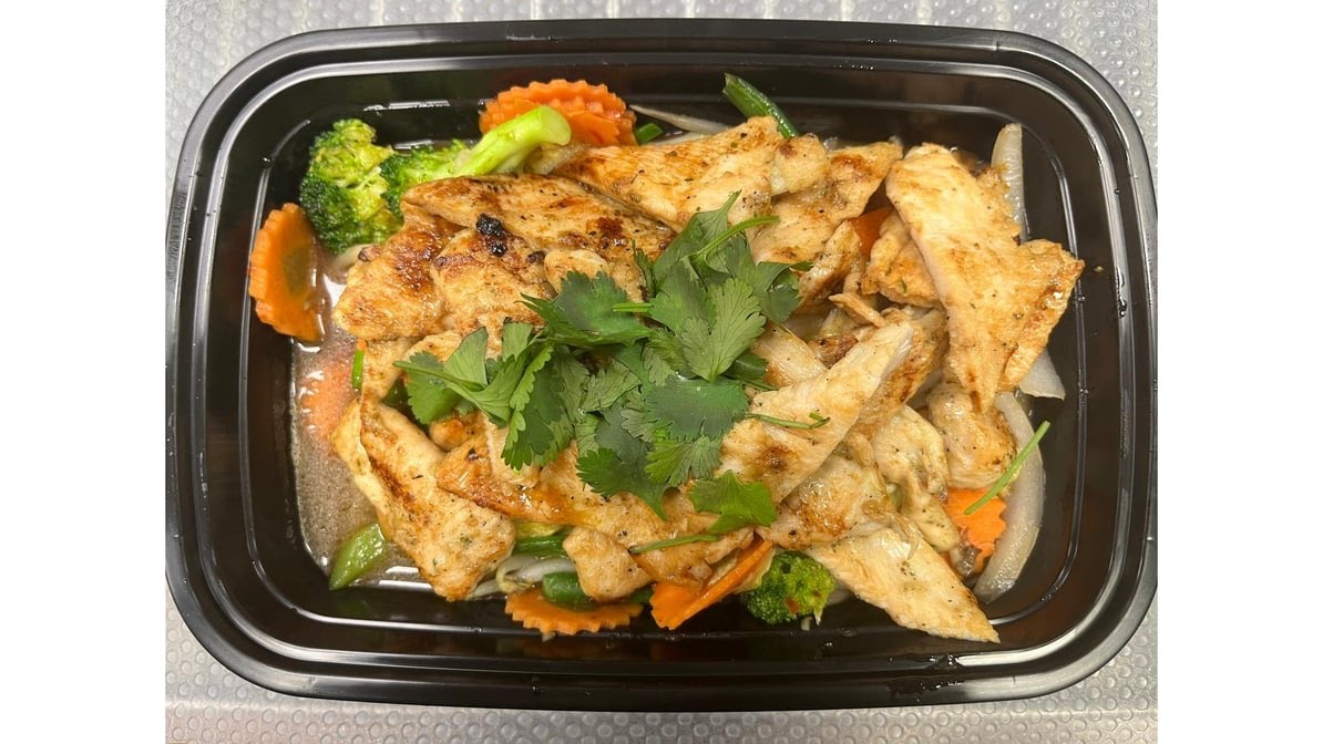 Manee Thai Cuisine Indy by null