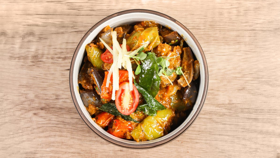 Aamrai Indian Kitchen And Bar by null