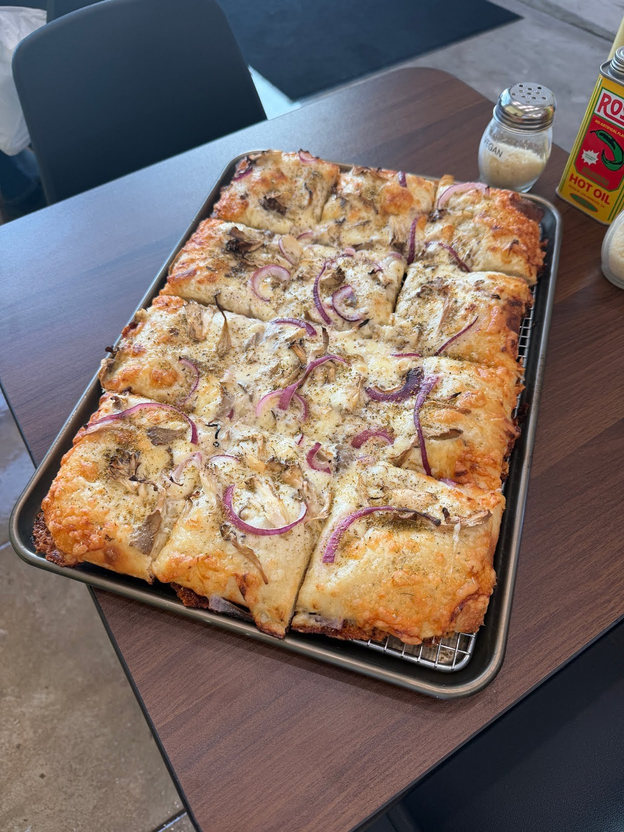 Old Gold Tomato Pie by null