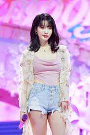 아이유누드합성|아이유, 한계없는 청순미모에 '가슴 철렁'(화보) : 네이트 연예