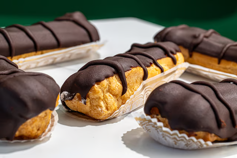 Henri's Bakery & Deli by null