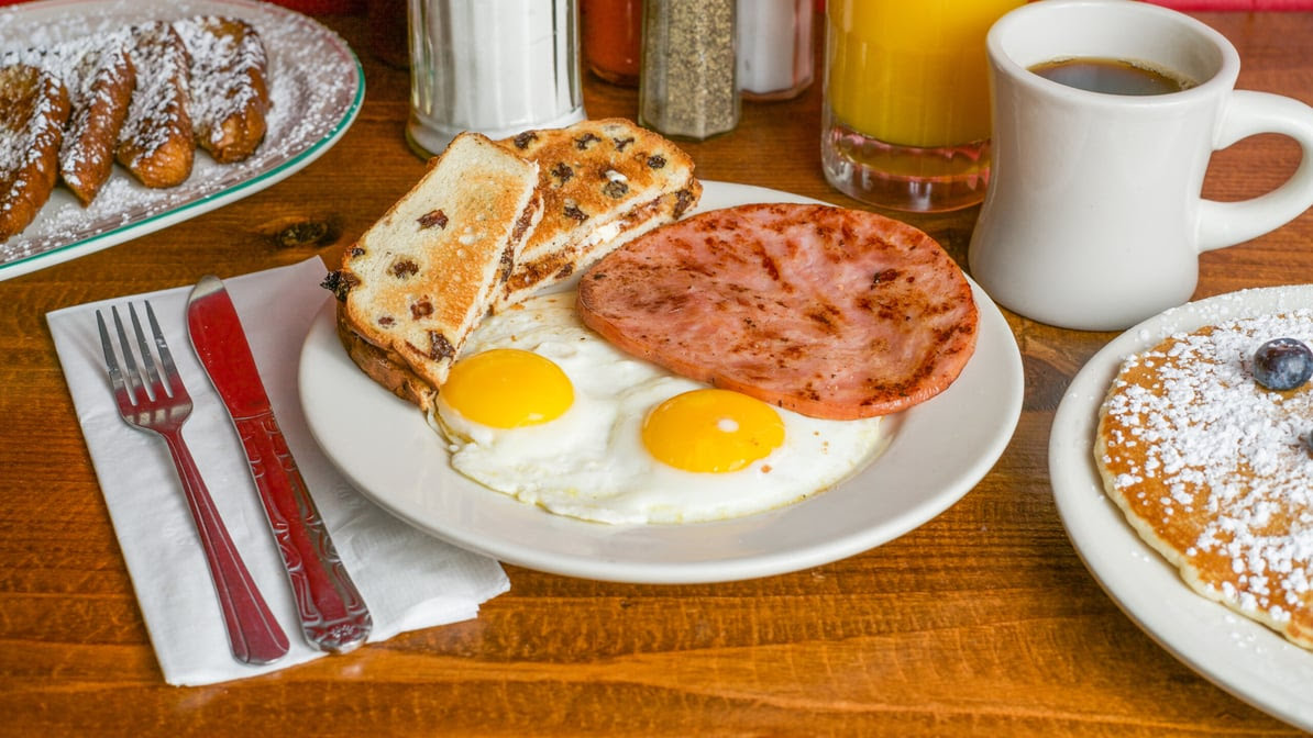 Breakfast at Shelly's by null