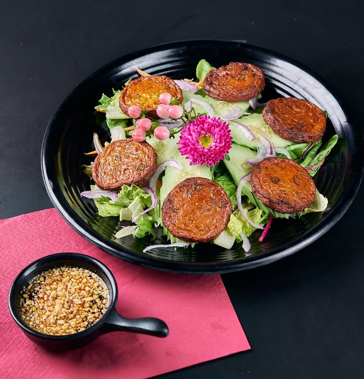 Signature Thai Cuisine by null