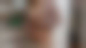 voyeur mature pussy|Voyeur Mature Cyndi Sinclair loves to show you her pussy outdoor. - Mature .nl