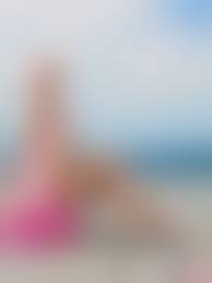 голая прикрывается|Сексуальная девка прикрывается полотенцем » Фото голых русских девушек и  девок - раздетые женщины в эротике