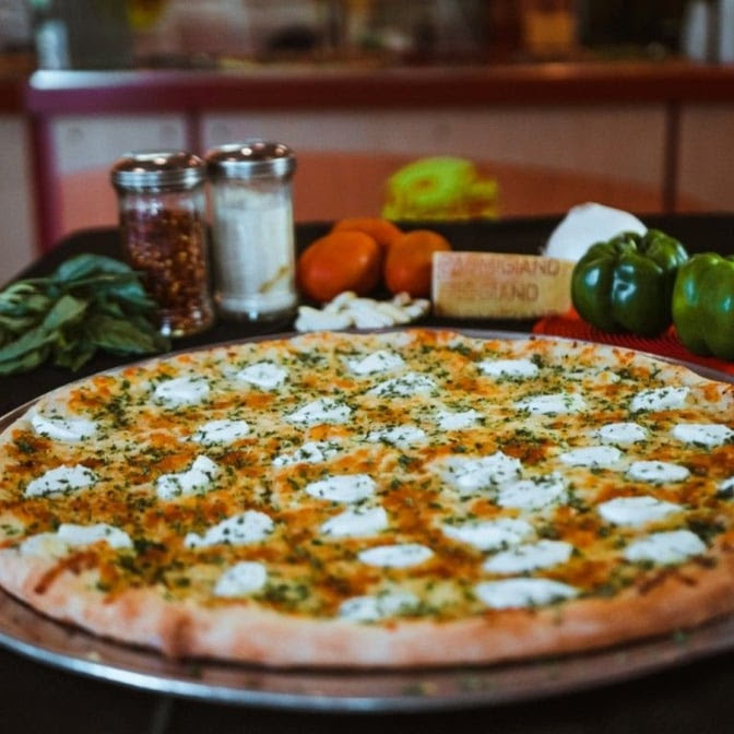 Vinny's Pizza by null