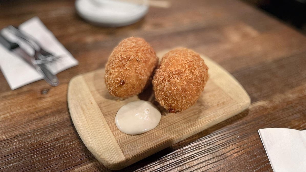 Poetree Cafe by null