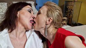 Lesbian sex in nylon pantyhose lily slutty lovebanaxy jpg x Lesbian nylon