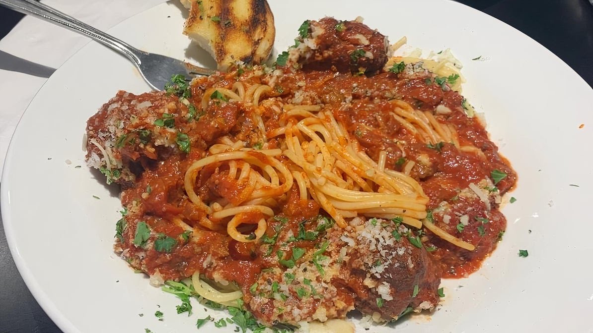 Piazza's Italian Restaurant & Sportsbar by null