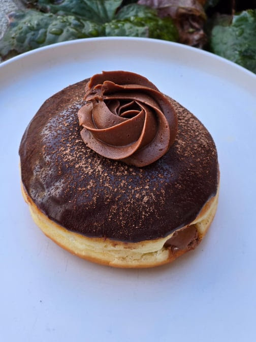 Doce Donut Co by null