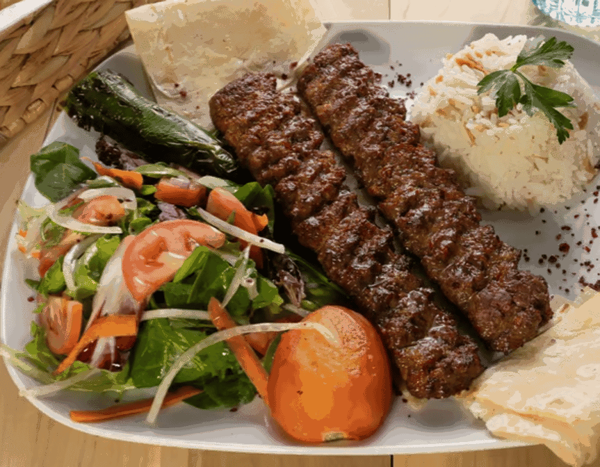 Grill and Greens by null