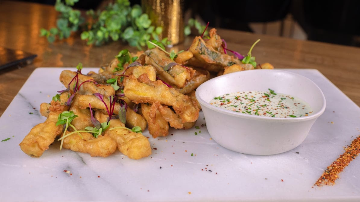 Hand Cut Chophouse by null