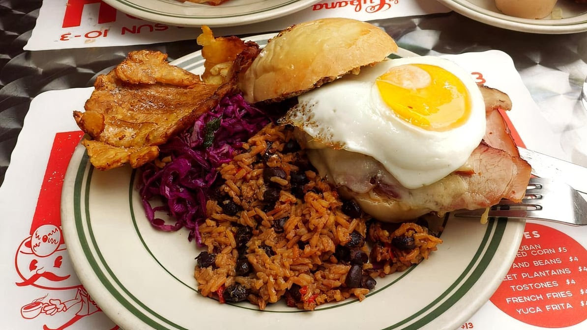 La Cubana Roncesvalles by null