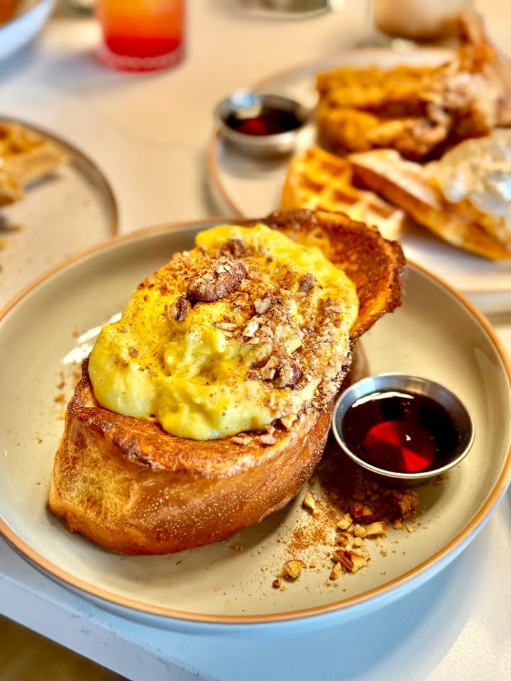 The Hive Social by null