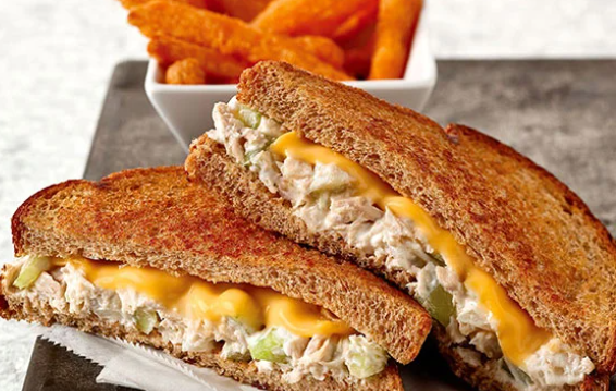 Hazel's Kitchen (Sandwich Shop) by null