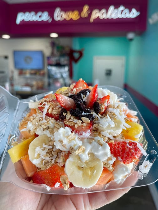 TOCUMBO ICE CREAM by null