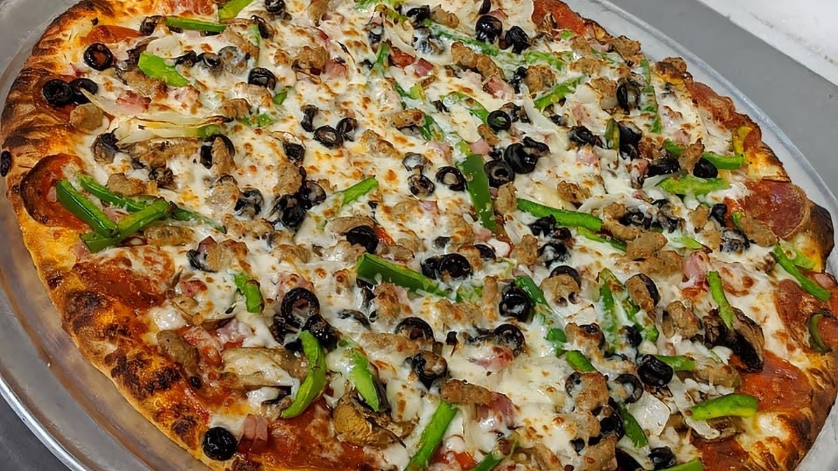 Dough Boyz Pizza & Wings by null