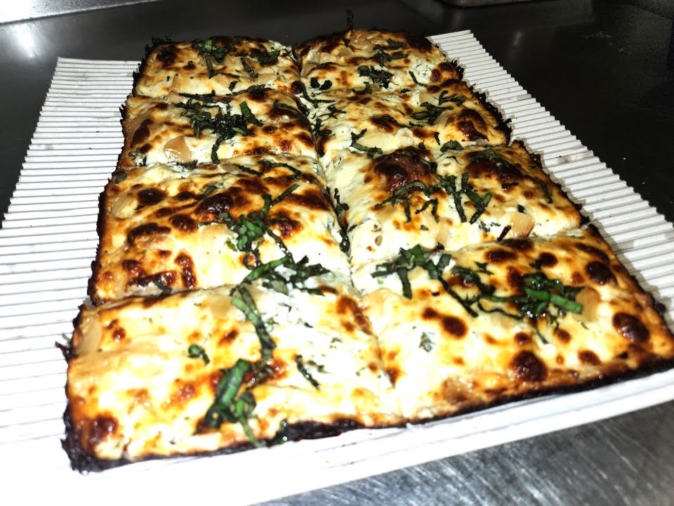 Belle Isle Pizza by null