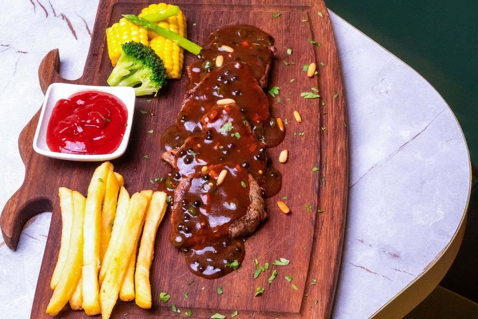 Otantik Café & Restaurant - Al Khalidiyah by null