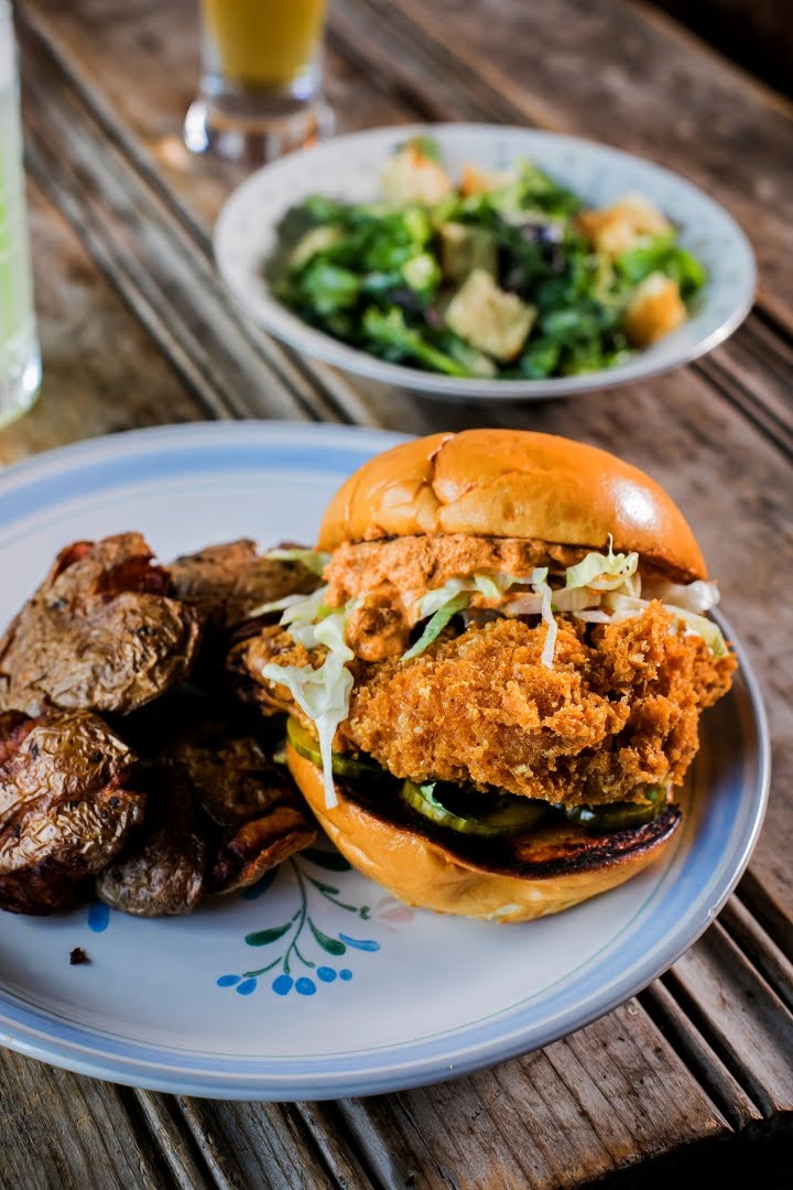 Scratch & Co. by null