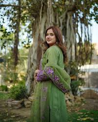 rabea model|Interview mit Moderatorin Rabea Schif - STORIES AND FACES