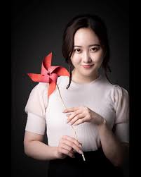 アイコラ　本田みゆ|二十歳の本田望結が初表紙＆巻頭10Pグラビア！  TikTokで話題の19歳北野真衣、Iカップグラドル山岡雅弥、青山なぎさ最新デジタル写真集アザーカット公開の『FLASH』は6月18日（火）発売 |  株式会社光文社のプレスリリース