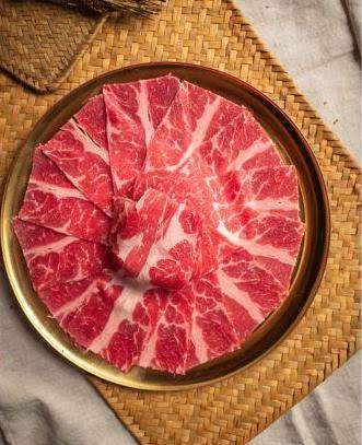 Tong Xin Ru Yi Traditional Hot Pot by null