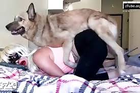 Mujeres cojiendo con animales jpg x Mujeres cojiendo con animales
