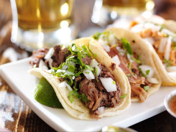 Tacos Y Mas by null
