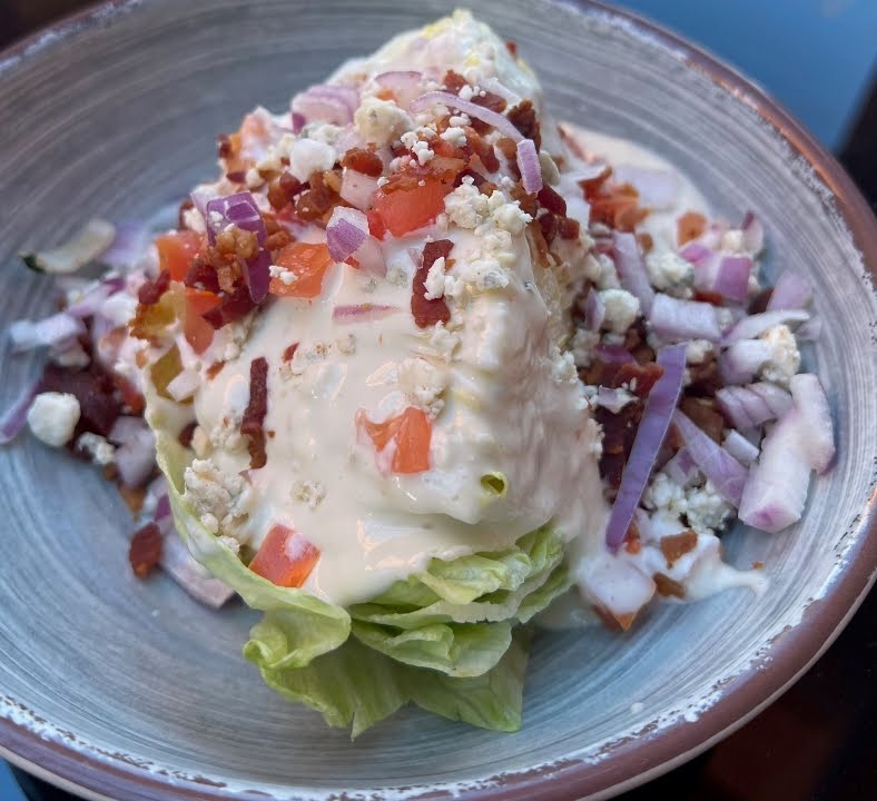 Roundin 3rd Sports Bar & Grill by null