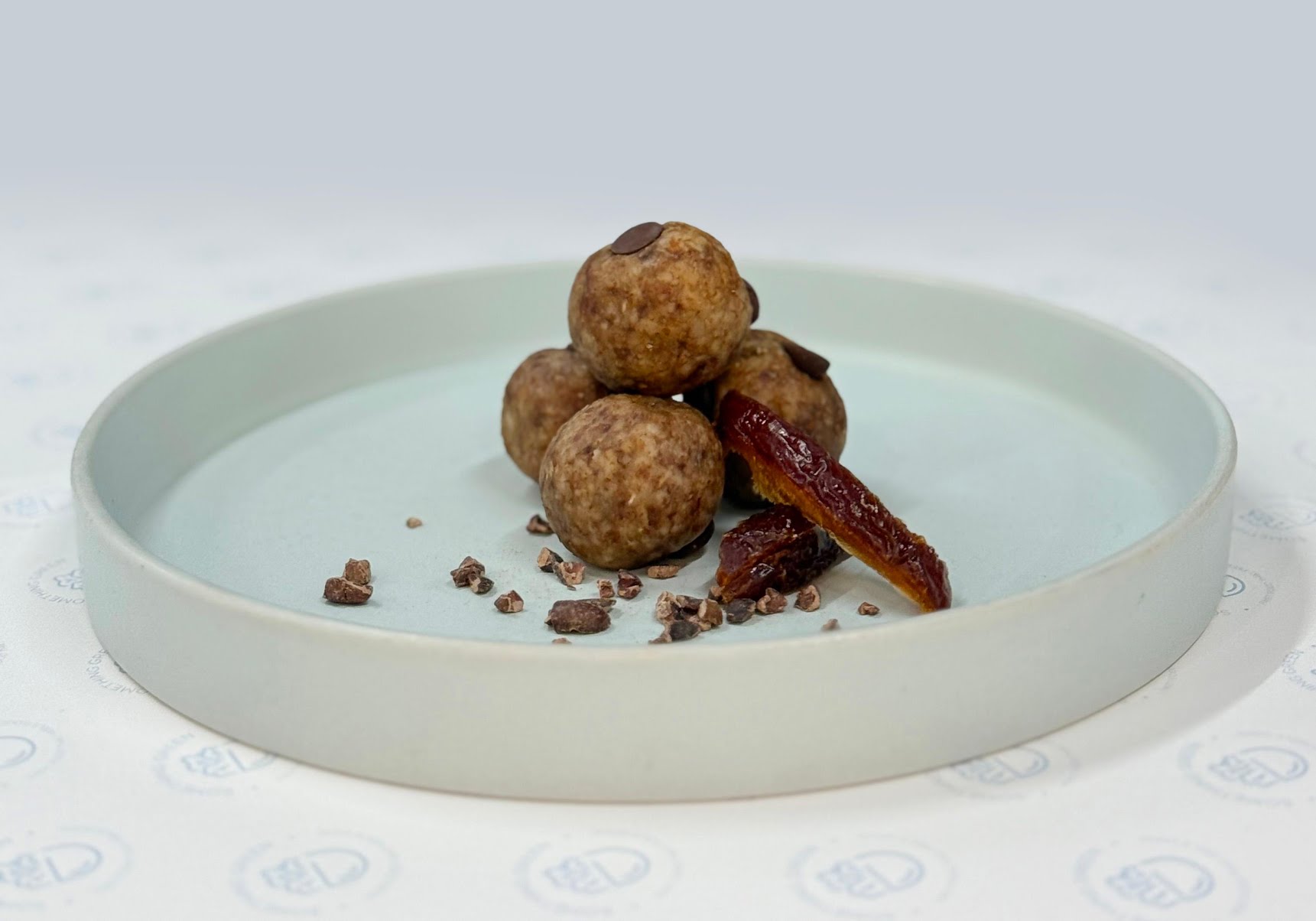 SOMETHING GREEN by null