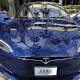 Dash cam footage shows Tesla Autopilot predict (and avoid) a freeway crash 
