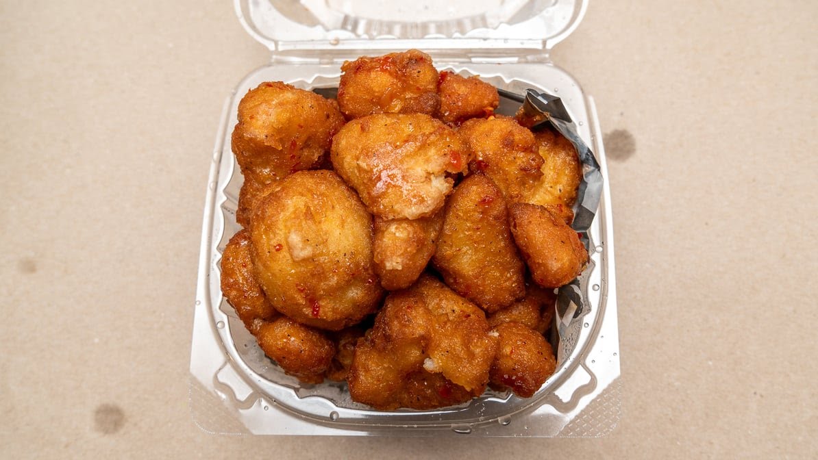 So Baltimore Sports Bar & Lounge by null