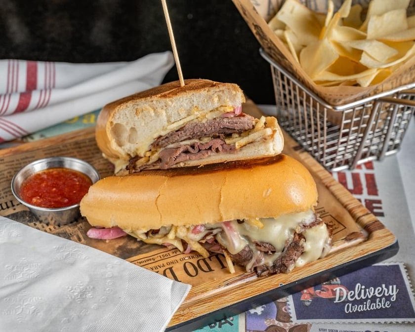 Havana 1957 Cuban Cuisine Espanola Way by null