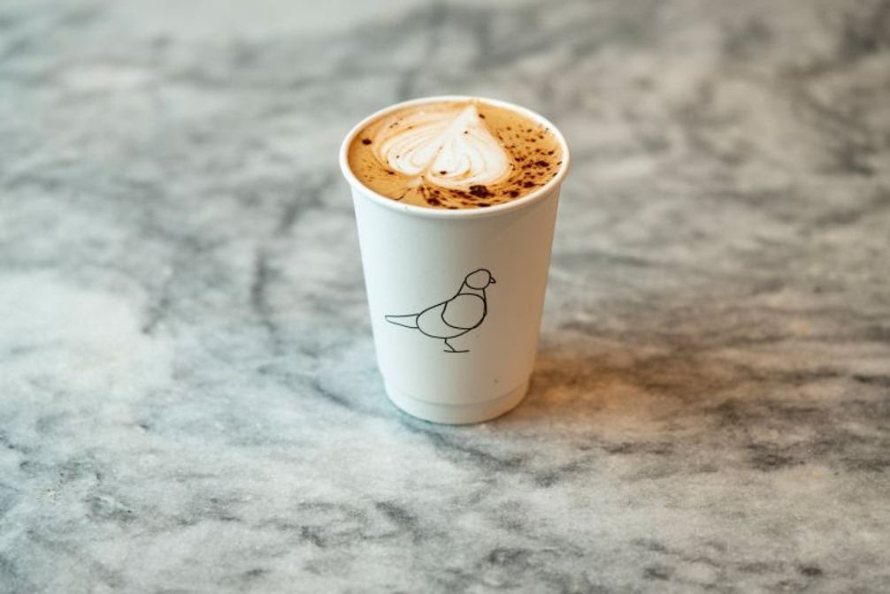 PIGEON CAFÉ & BAR by null