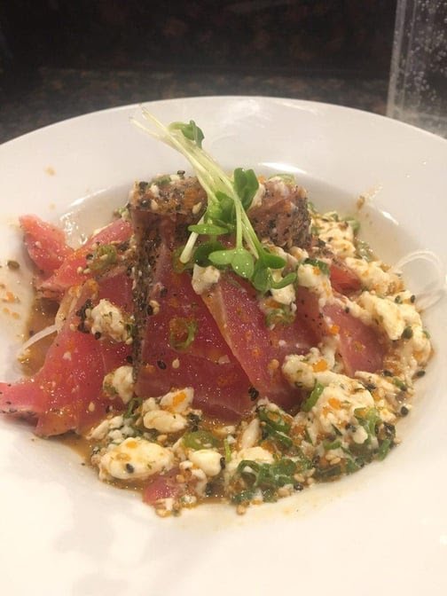 Hiroba Sushi by null