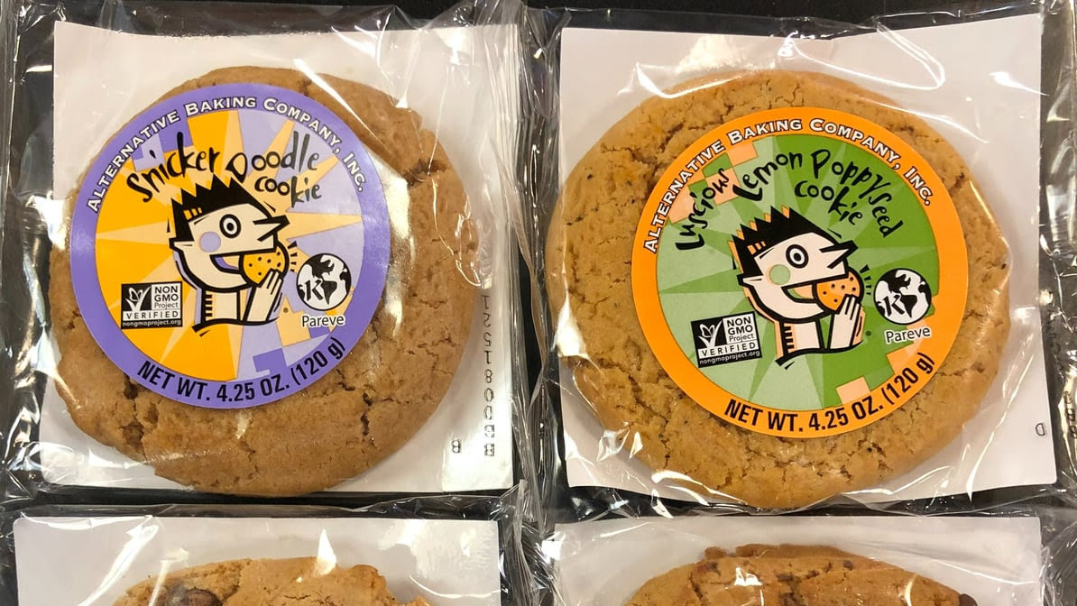 Mrs. Winston's - L.A.'s Best Salad & Juice Bar - Water Garden (California Certified Green Business) by null