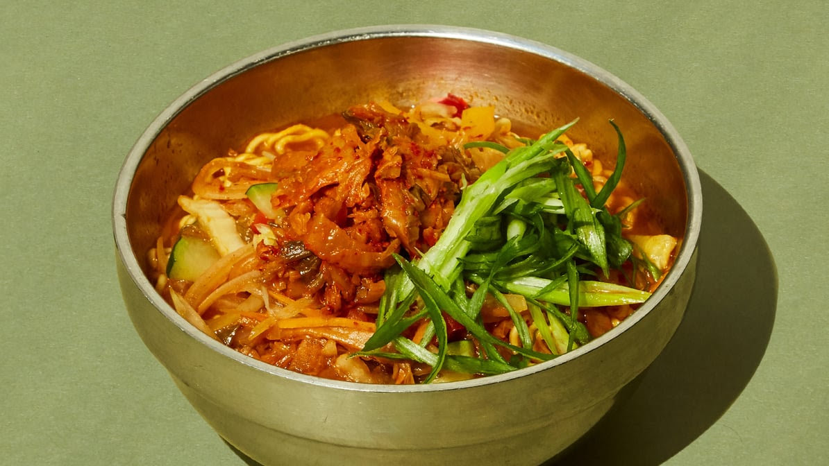 Noona Noodles by null