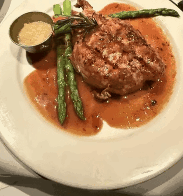 Dal Rae Restaurant by null