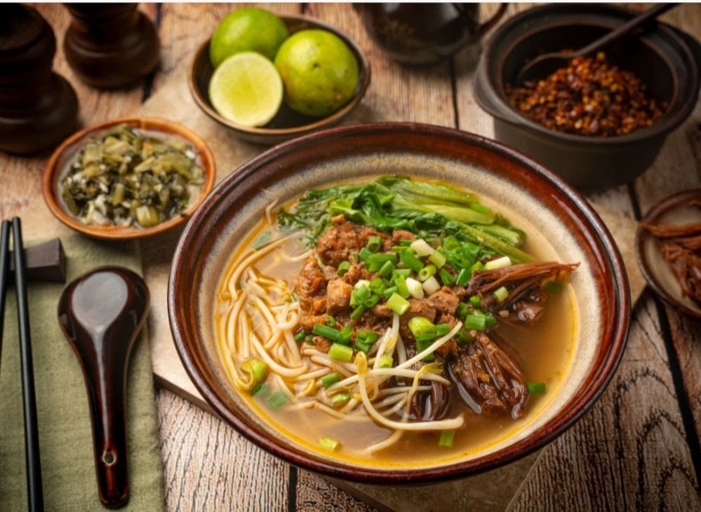 Shan Yoe Yar Restaurant (Manaw Hari) by null