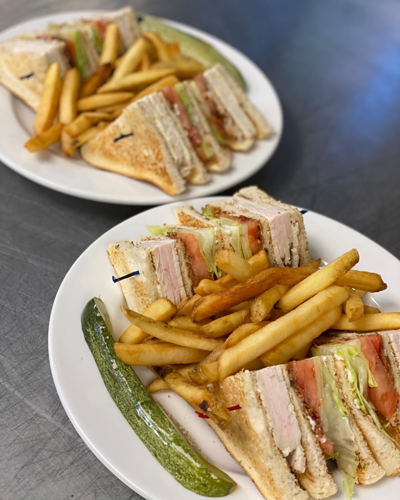 Miss Lorraine Diner by null