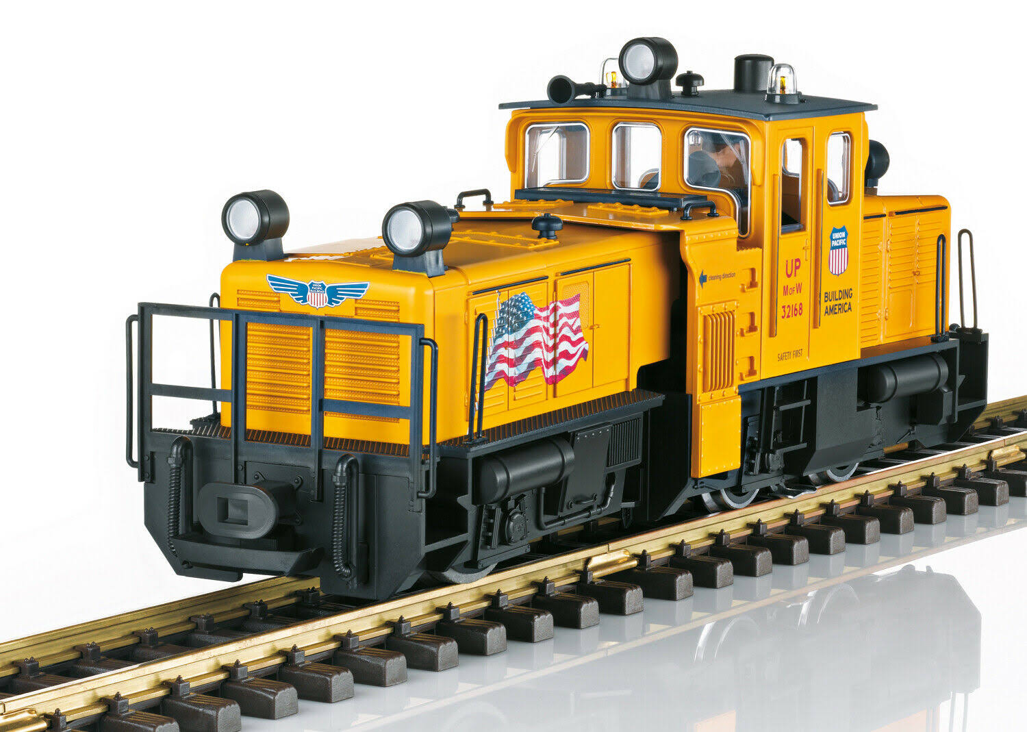 LGB 21672 Union Pacific Track Cleaning Diesel Locomotive (DCC-Sound)