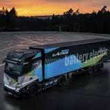 Mercedes-Benz Trucks Presents eActros LongHaul Prototype at IAA Transportation 2022