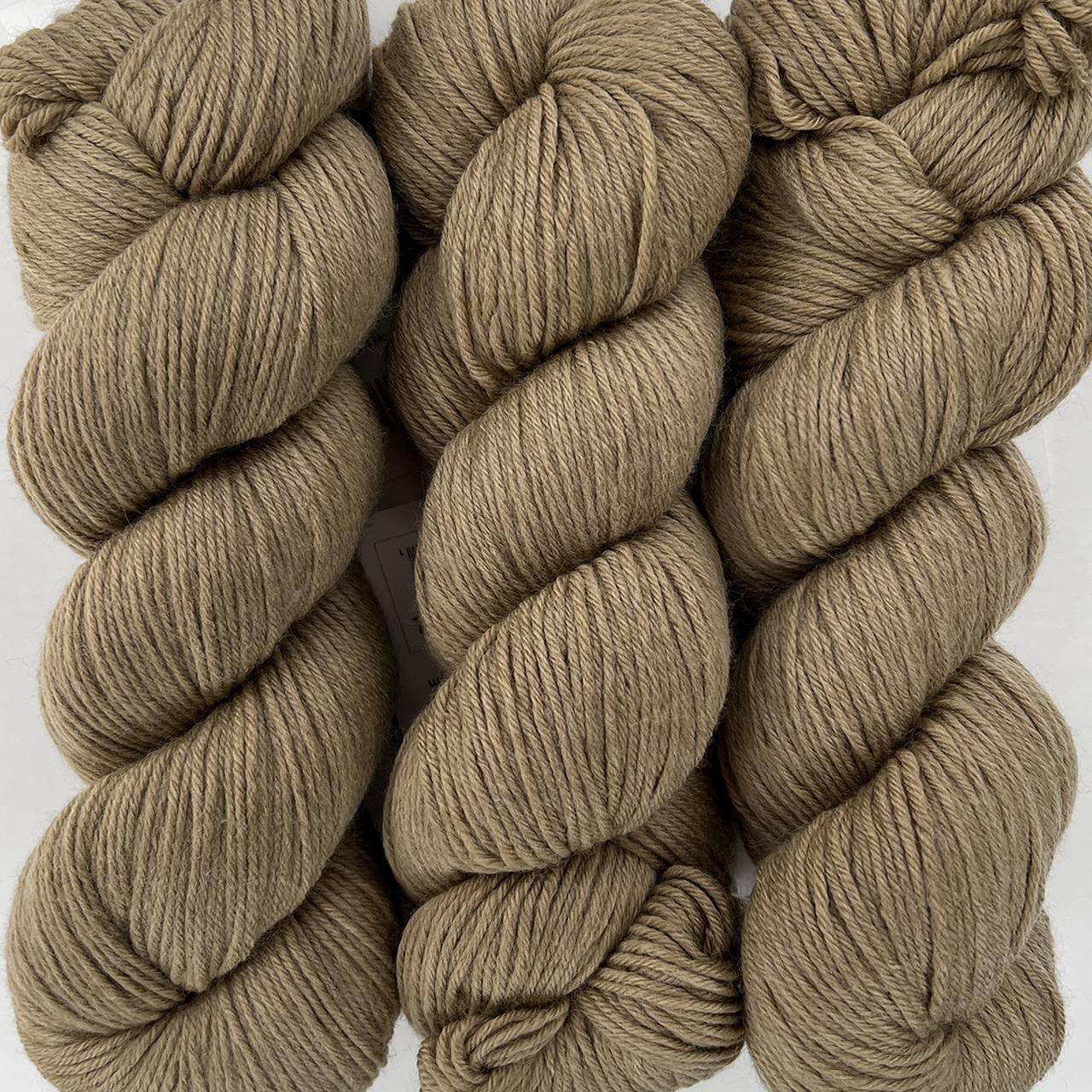 Cascade Yarns Heritage 6 - Camel (5610) 100g (3.5oz) 75% Merino Wool 25% Nylon