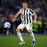 Everton transfer rumors: Talks to pursue £66 million Juventus midfielder