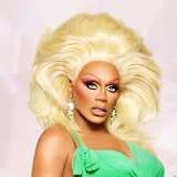 How Tall is RuPaul?
