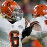 Browns agree to trade QB Baker Mayfield to Panthers