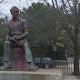 Abraham Lincoln statue vandalized on Chicago's North Side