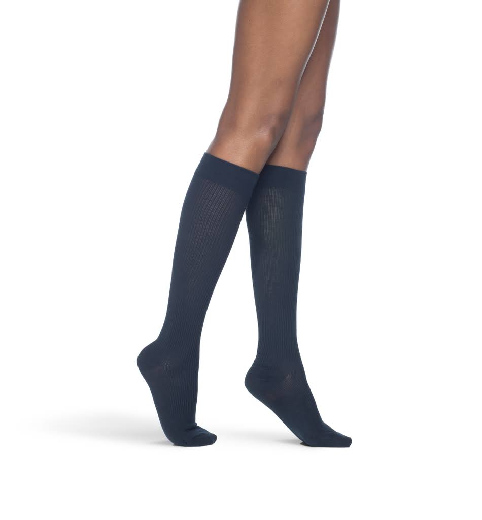 Sigvaris Women's Traveno Travel Socks - Size 7.5 to 9.5